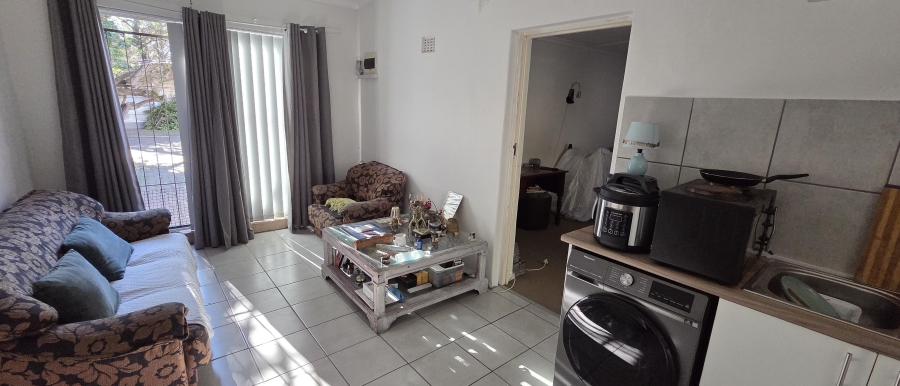 To Let 1 Bedroom Property for Rent in Morgenster Western Cape
